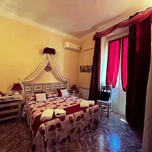 https://casa-celsi.hotelitalianriviera.com